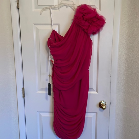 NWT One shoulder pink dress - Picture 1 of 3